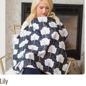 Udder Cover - Lily design  NWT